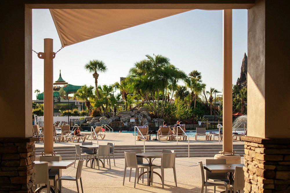 avanti-palms-and-conference-center