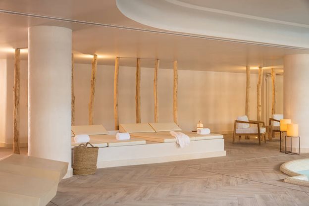 Luna Club Yoga en Spa