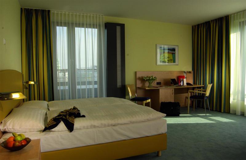 Foto IntercityHotel Hamburg Hauptbahnhof *** Hamburg