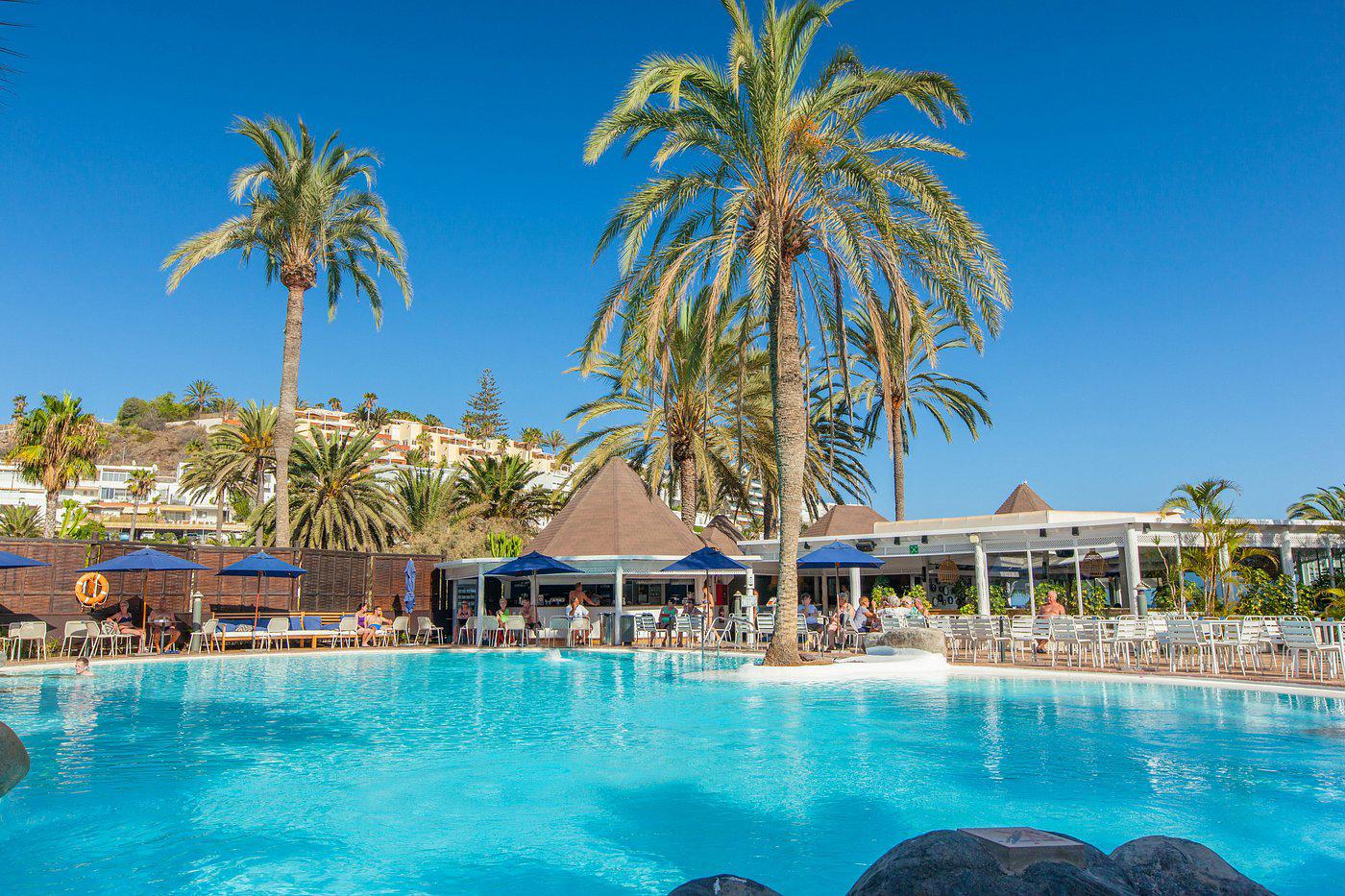 Lopesan Corallium Beach