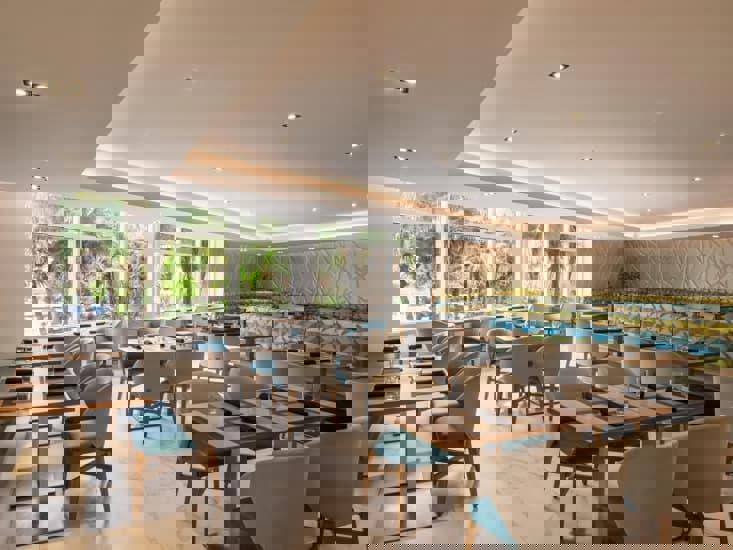 holiday-inn-miami-beach