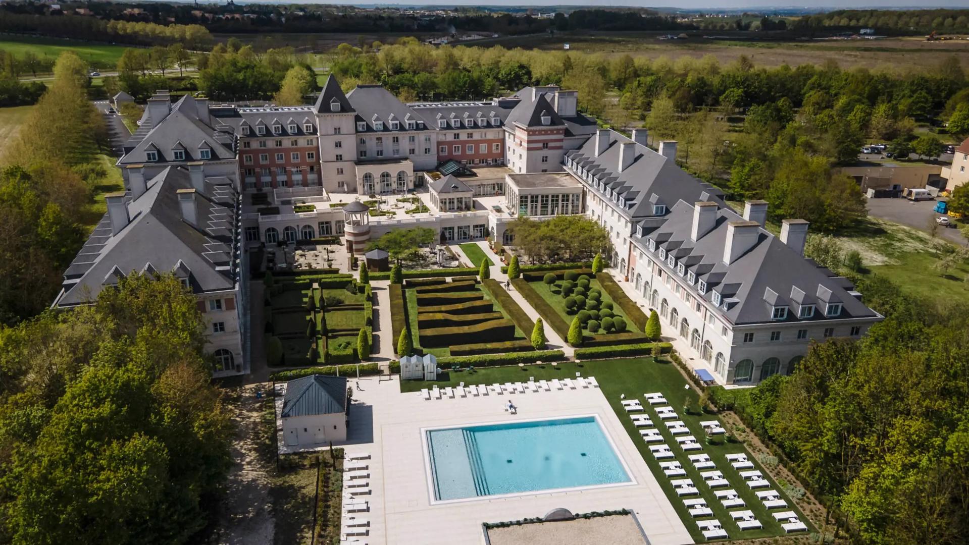 Dream Castle Fabulous Hotels Group - Magny Le Hongre - Frankrijk