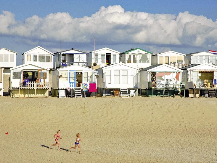 Leonardo IJmuiden Seaport Beach - Ijmuiden - Nederland