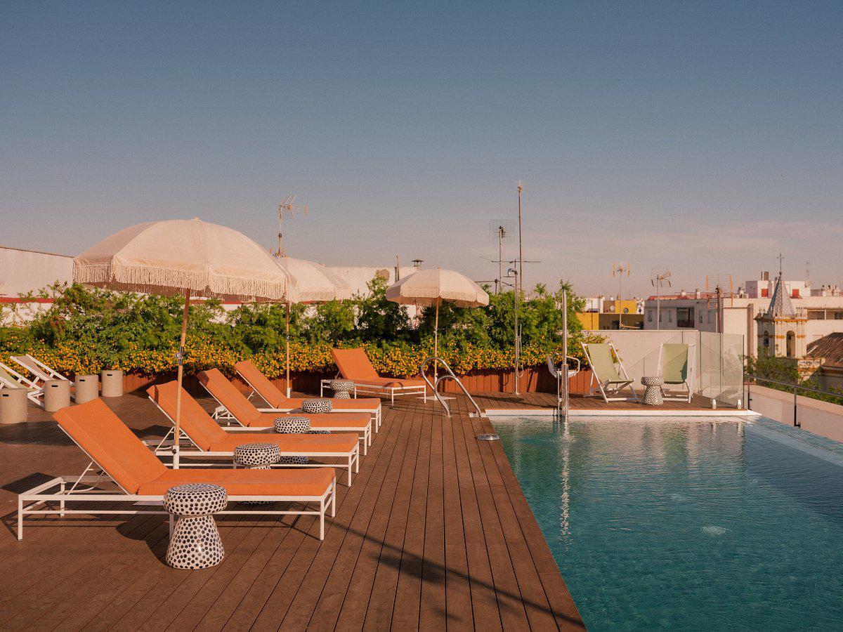 ibis-styles-sevilla-santa-justa