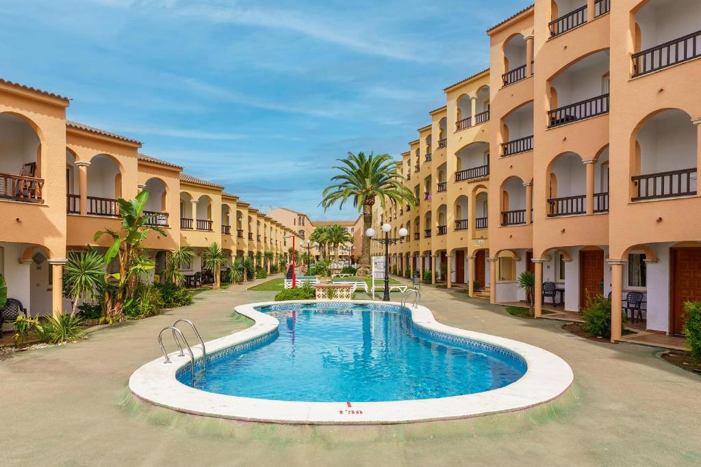 Apartamentos Turisticos Jardines del Plaza