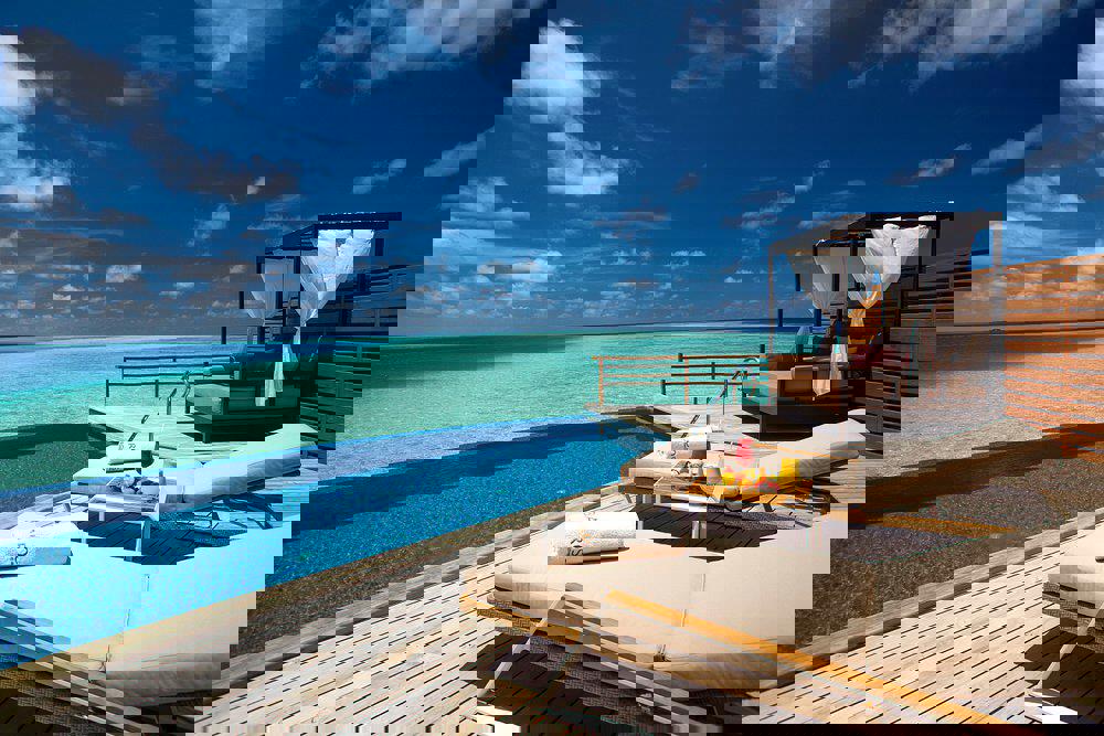 2243911-377266