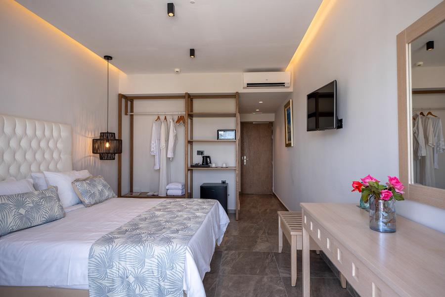 Delfina Tropic Beach