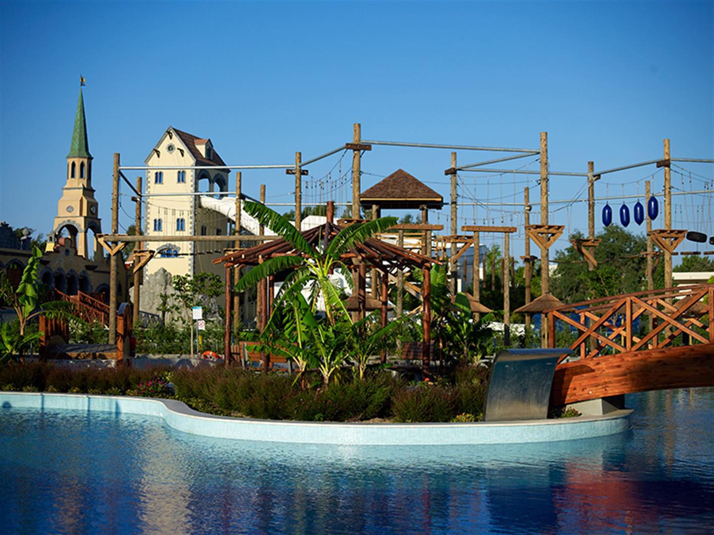 atlantica-holiday-village