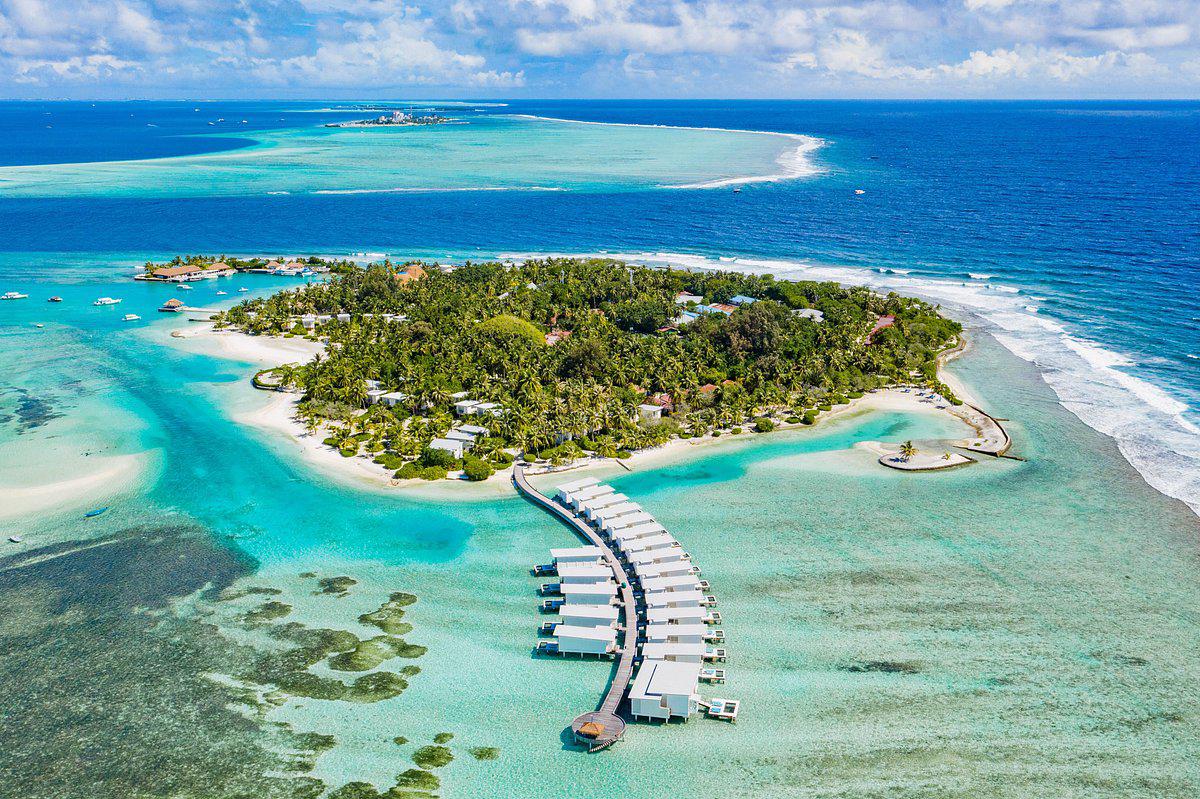 holiday-inn-kandooma-maldives