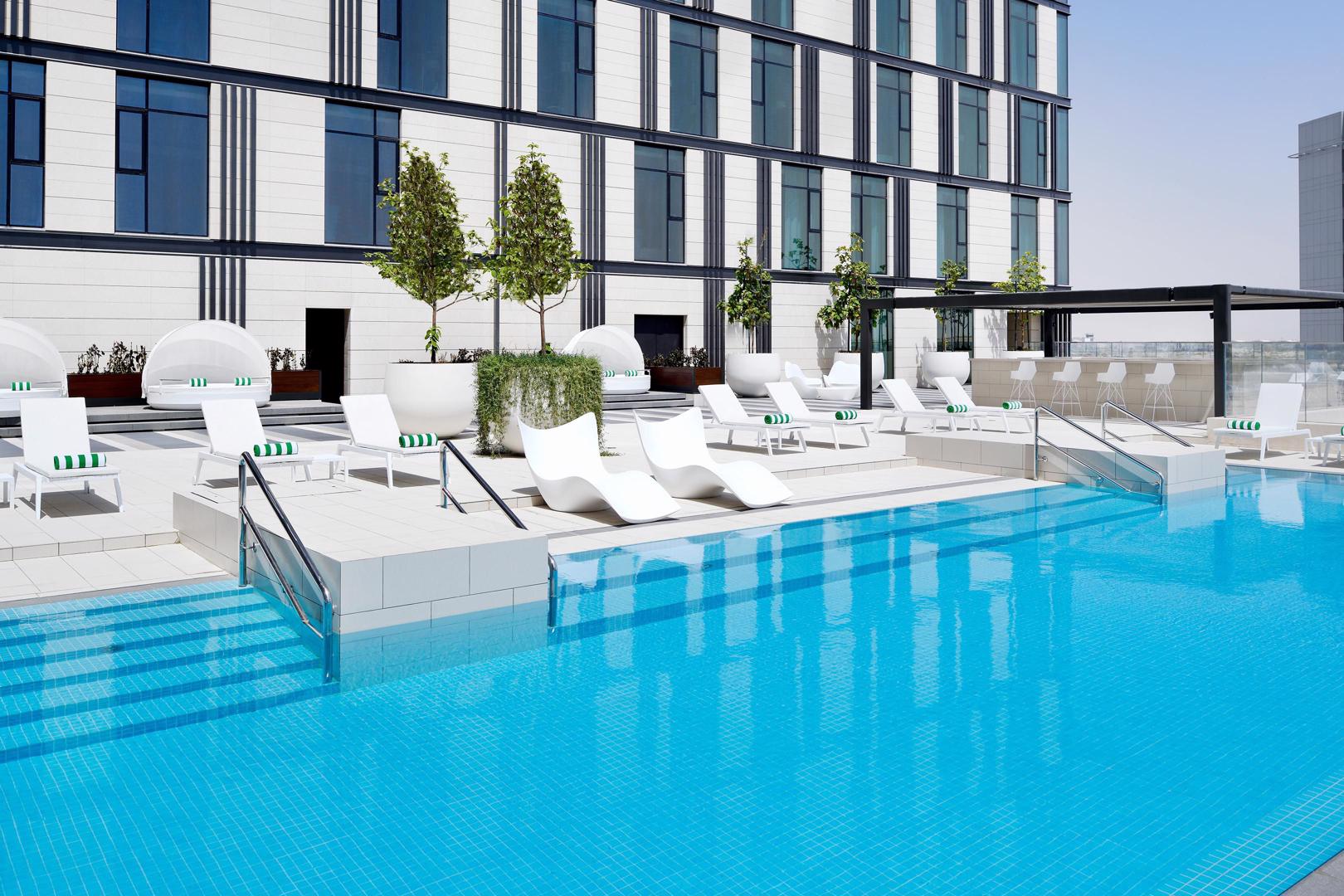 Foto Holiday Inn Dubai Al-Maktoum Airport **** Dubai