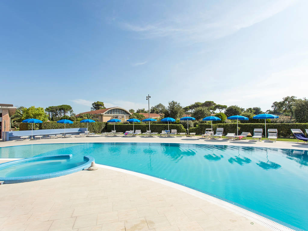 mercure-tirrenia-green-park