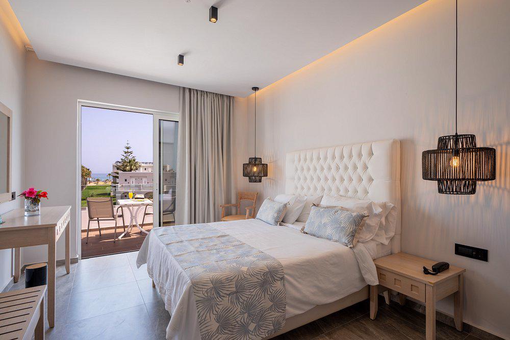 delfina-tropic-beach