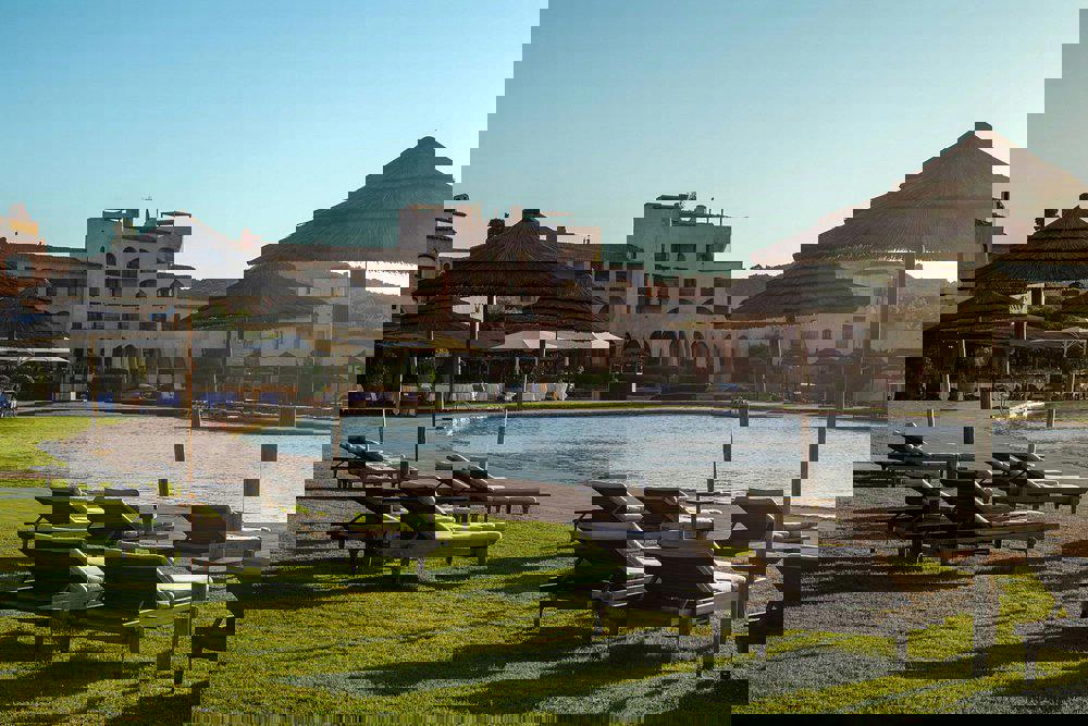 2243911-468159