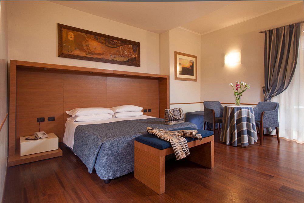 Foto Hotel Piemonte *** Rome