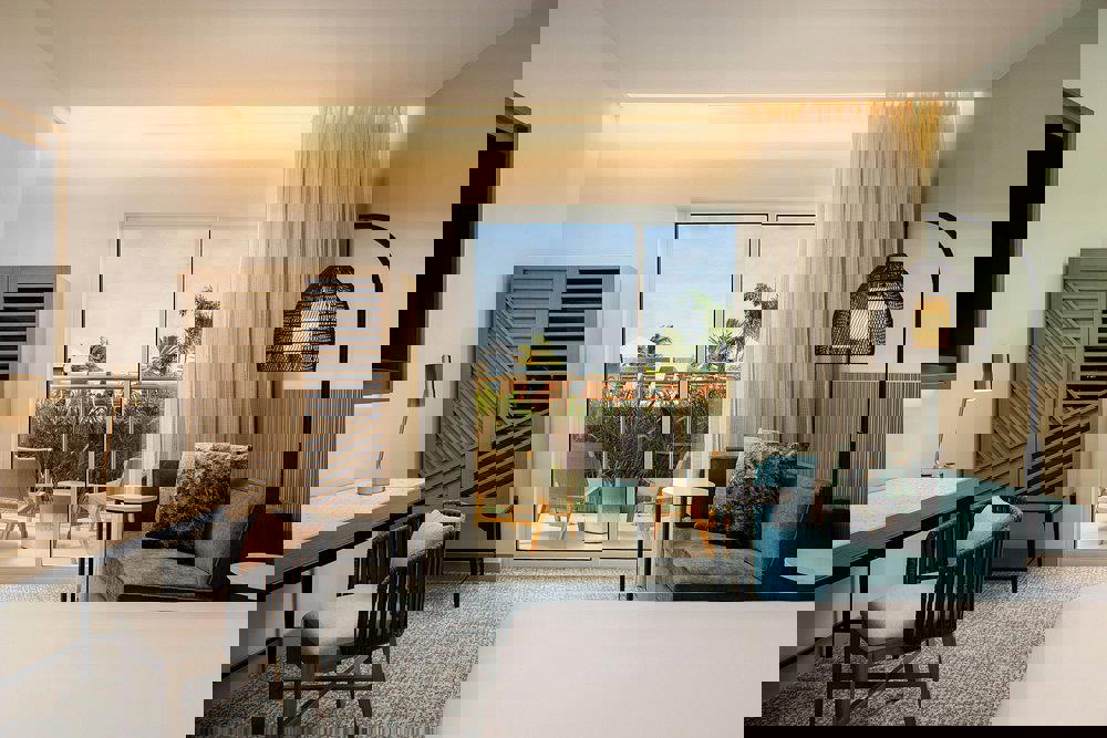 2243911-469739
