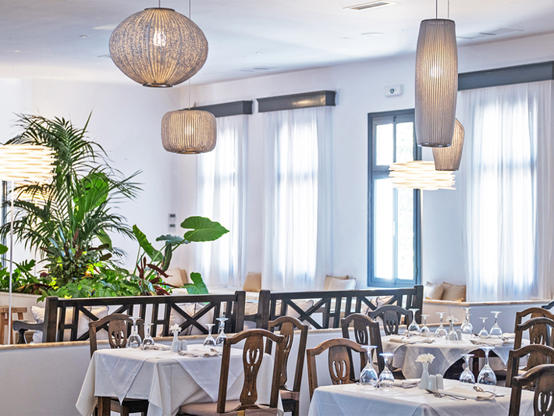 Rose Bay Hotel