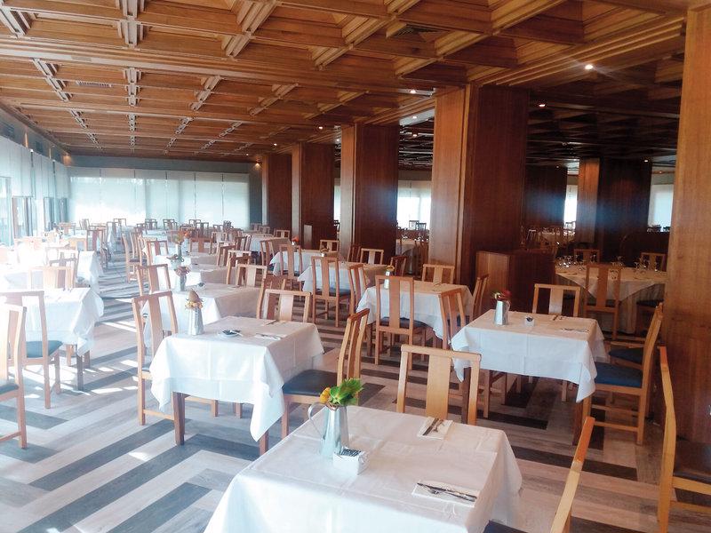 Axis Vermar Conference Beach