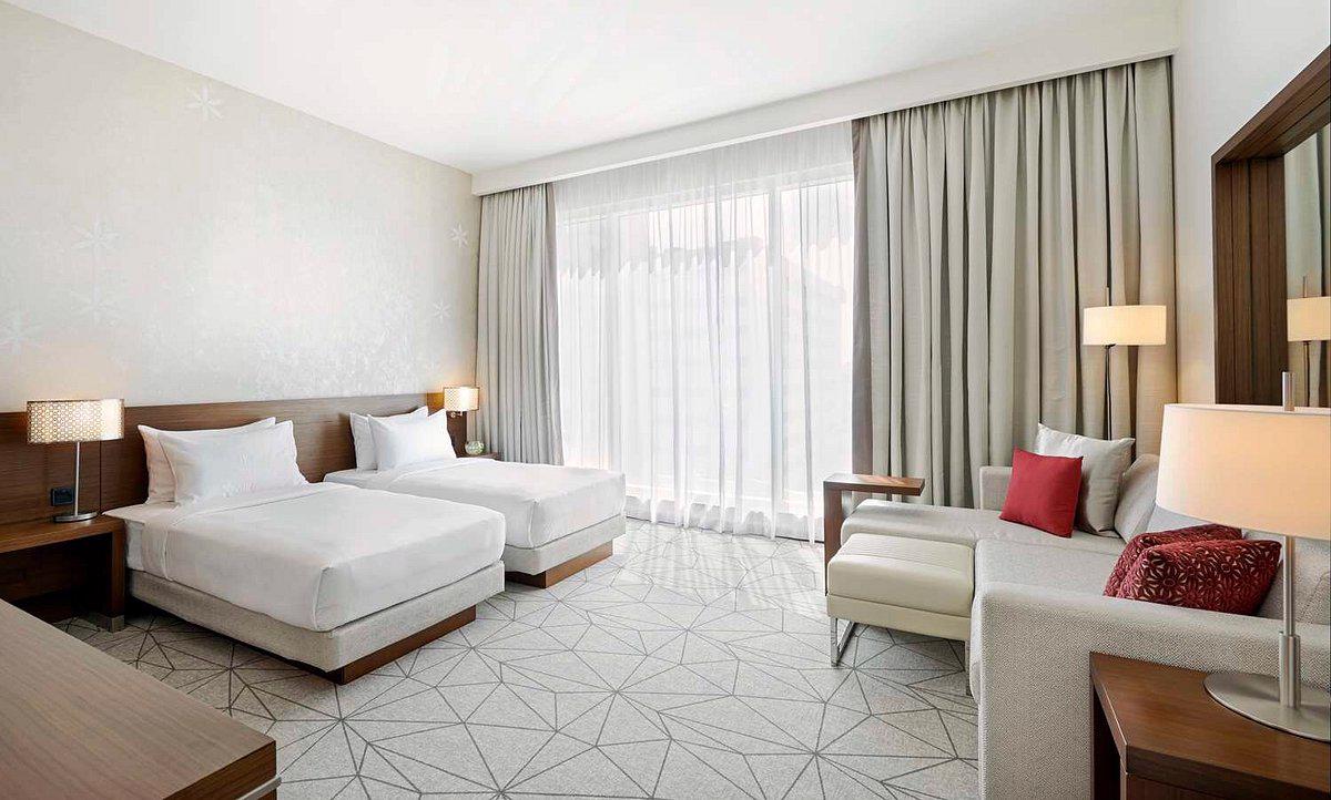 Hyatt Place Al Rigga