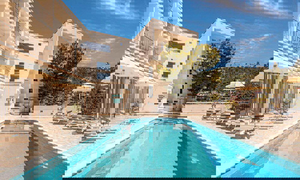 aminess-younique-lume-hotel