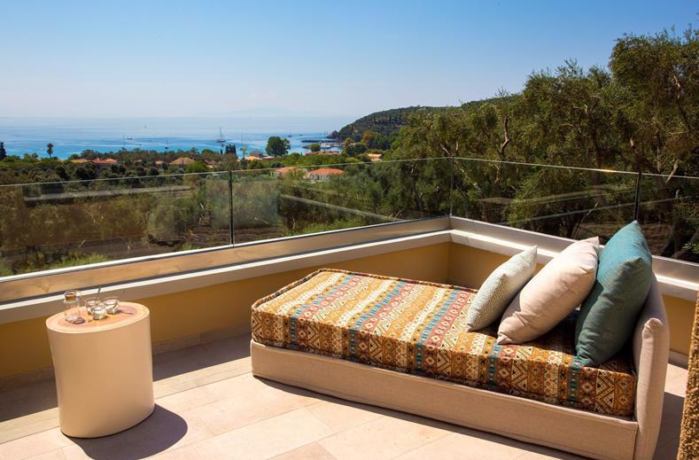 golden-bay-suites