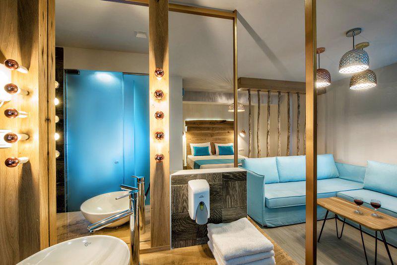 Senses Blue Boutique Hotel