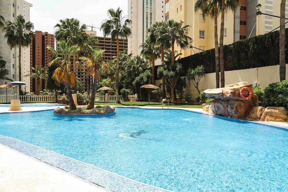 Magic Atrium Beach