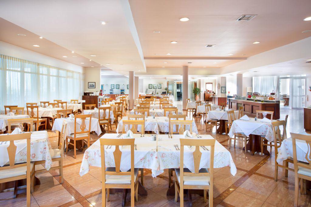 Sovereign Beach Hotel