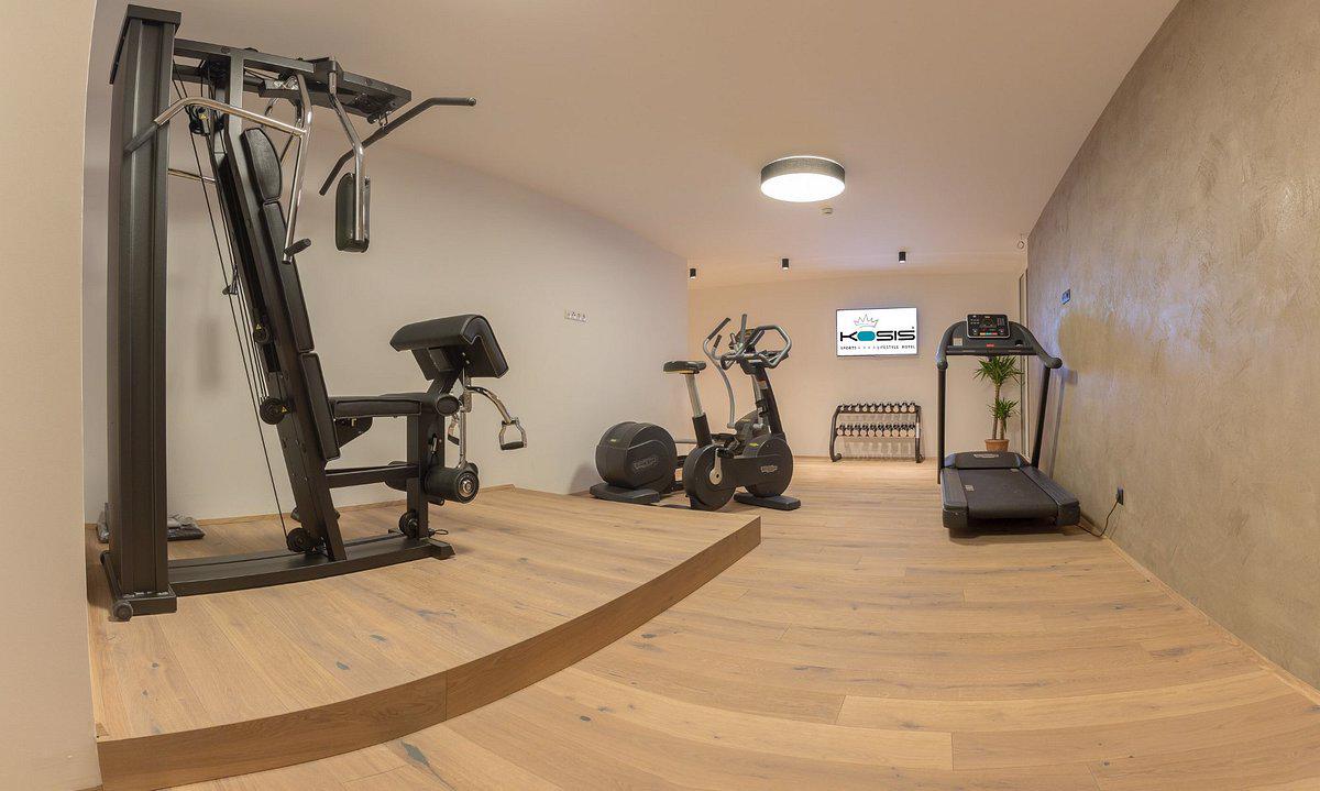 Hotel KOSIS Sports Lifestyle