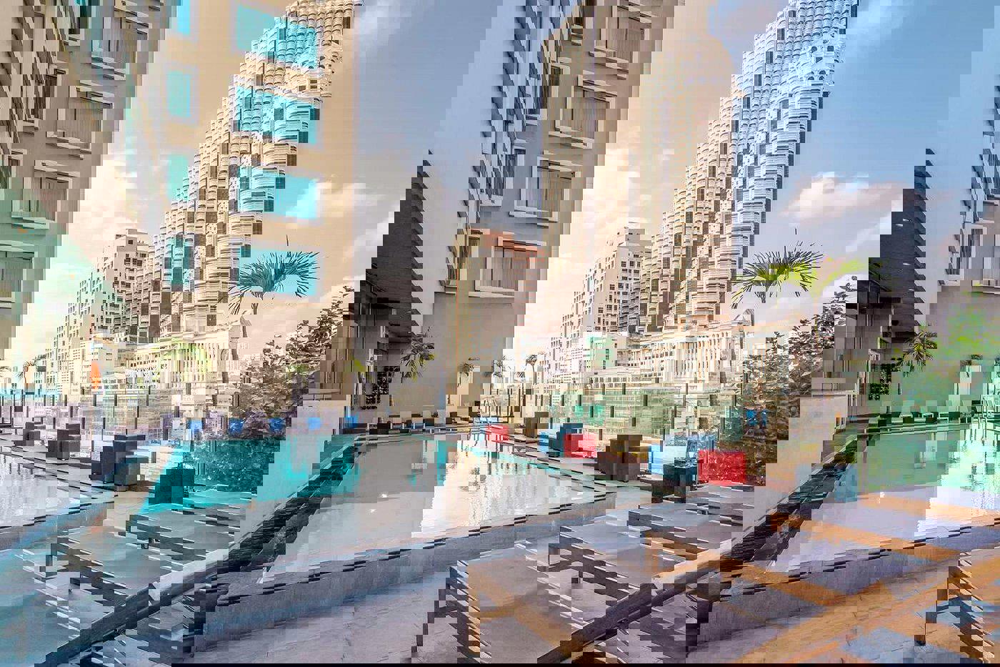 Foto Hilton Garden Inn Bangkok Silom **** Bangkok