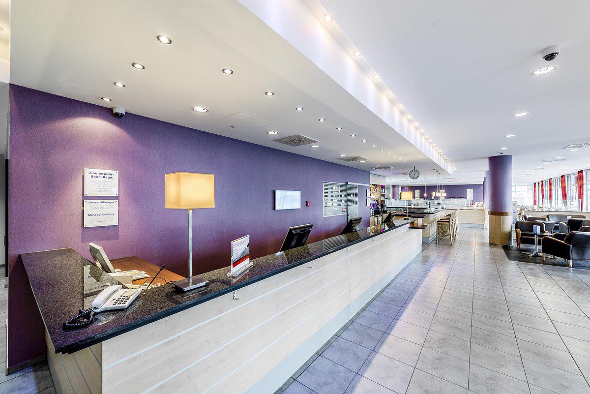 holiday-inn-berlin-west