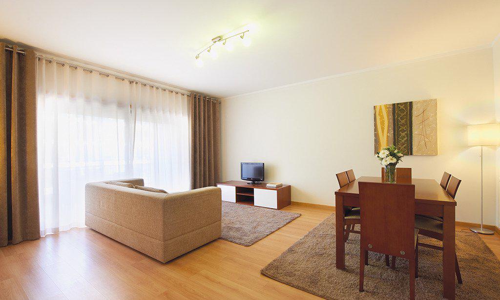 Real Marina Residence