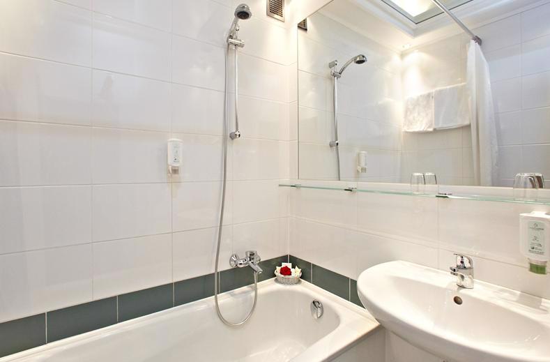 Foto Hotel HENRI Hotel Wien Siebterbezirk *** Wenen