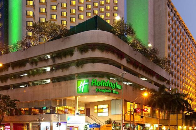 holiday-inn-bangkok-silom