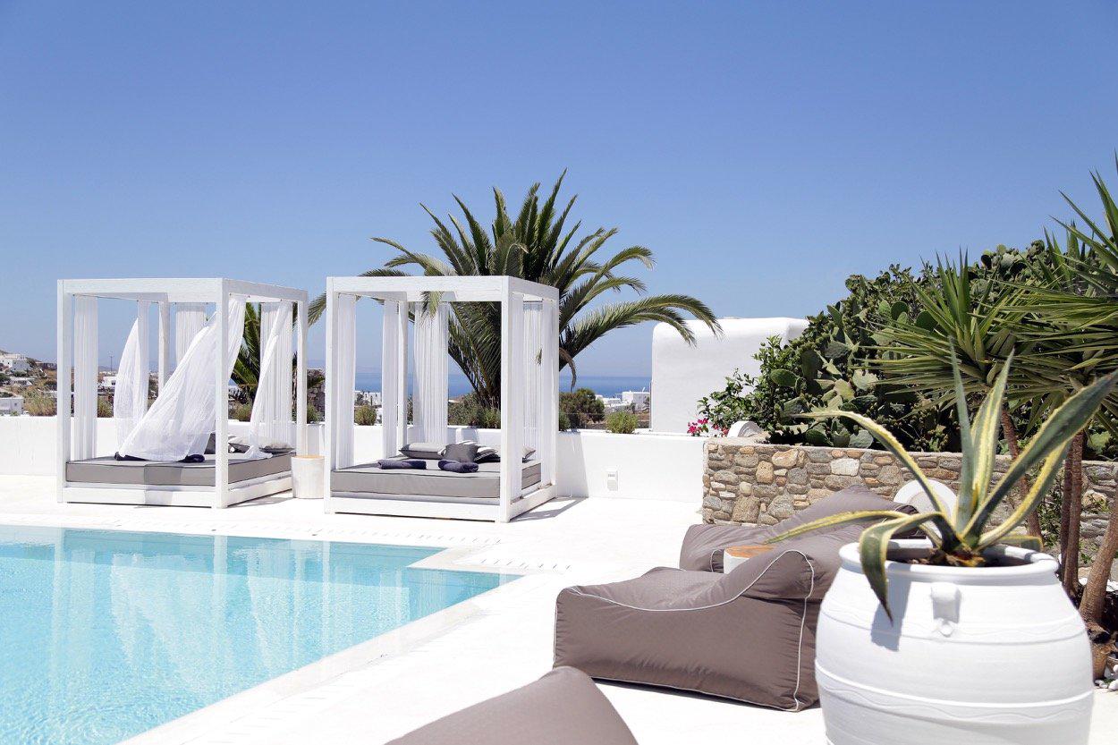 livin-mykonos-boutique