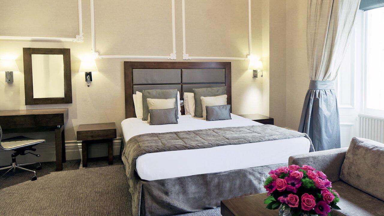 Strathmore Hotel