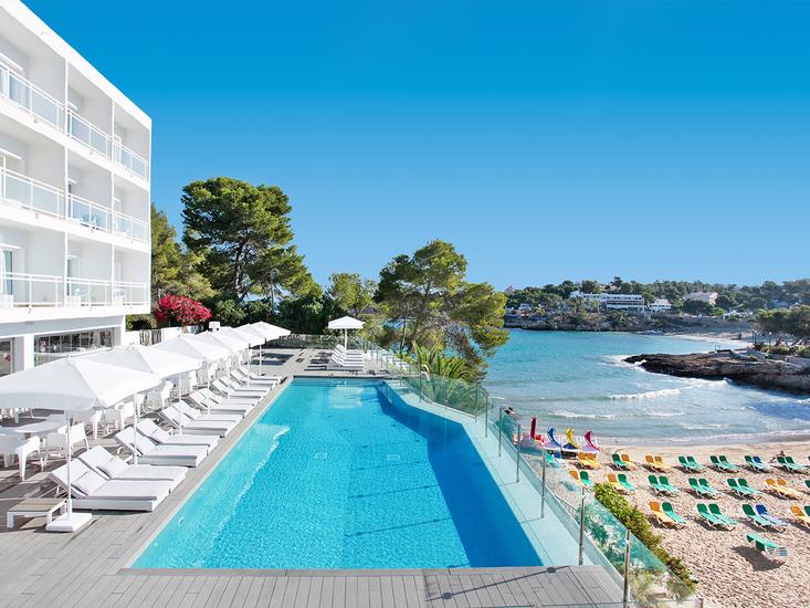 grupotel-ibiza-beach-resort