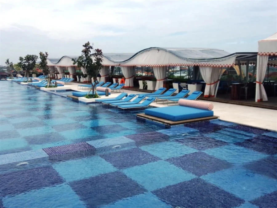 Foto TS Suites Leisure Seminyak Bali ***** Legian Beach