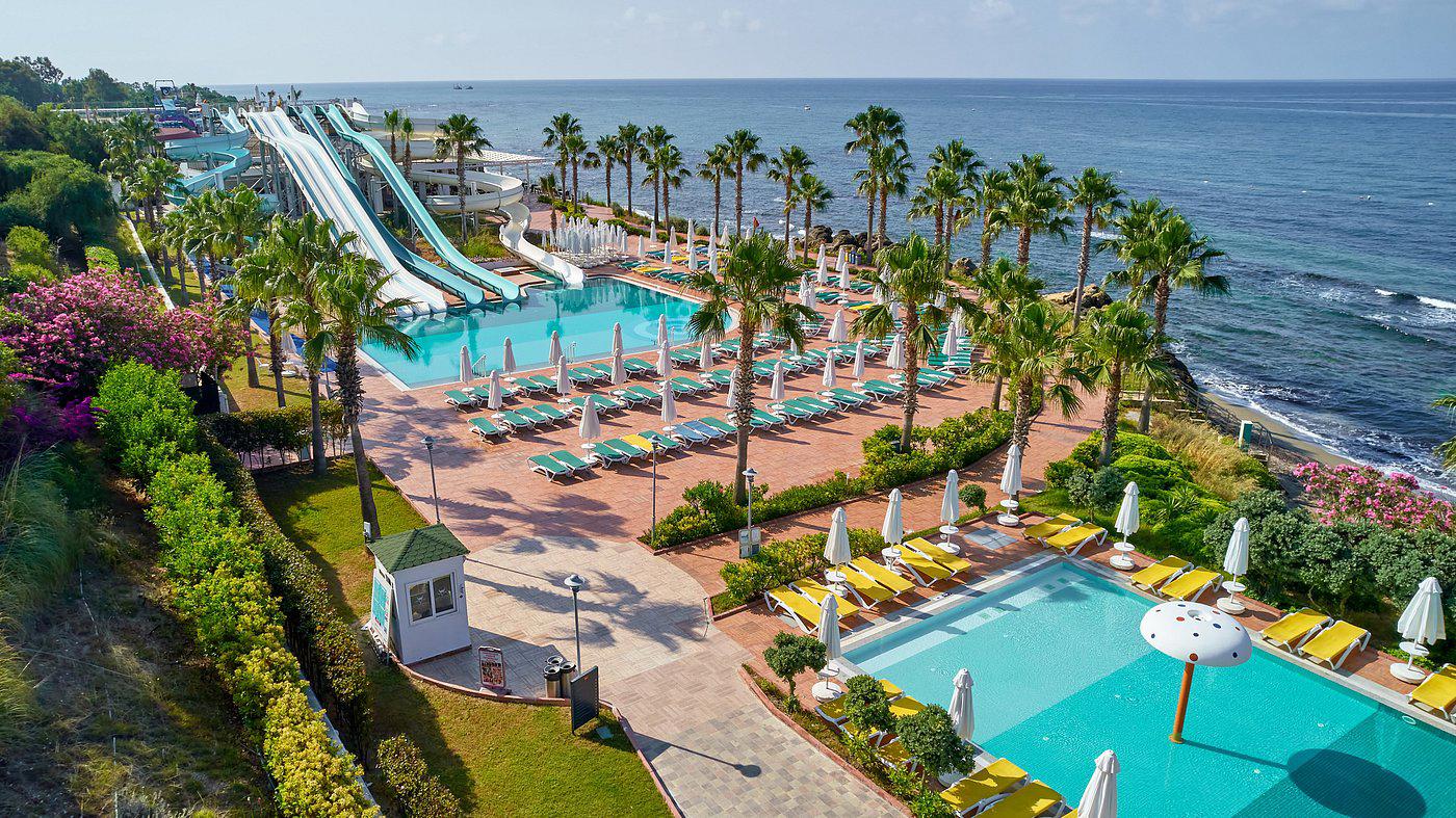 Foto Resort Vikingen Infinity en Spa ***** Alanya