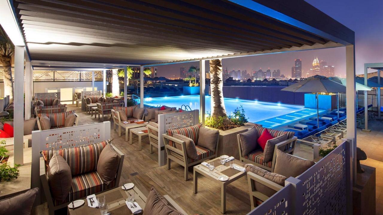 Grand Cosmopolitan Hotel