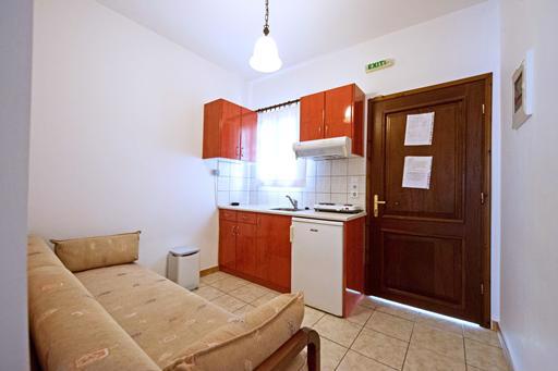 fotis-house