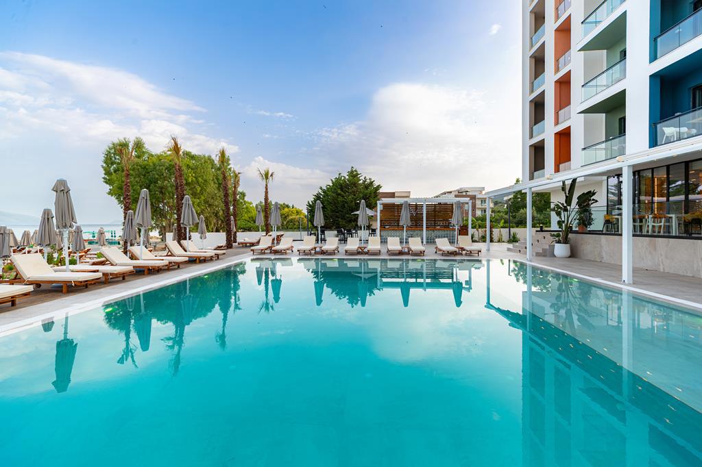 Foto Hotel Morina Beach **** Radhime