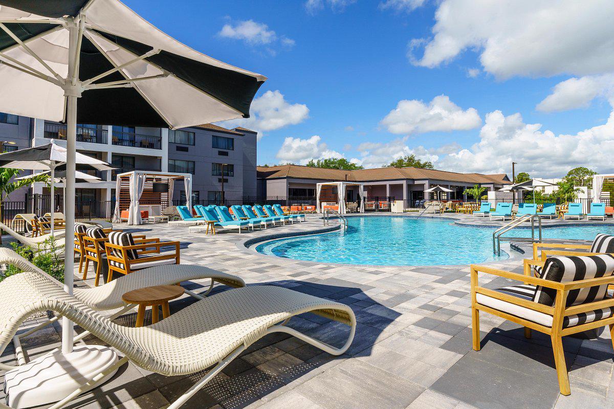 courtyard-lake-buena-vista