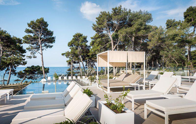 valamar-carolina-hotel-villas