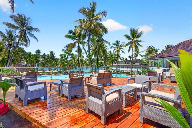 Prideinn Flamingo Beach