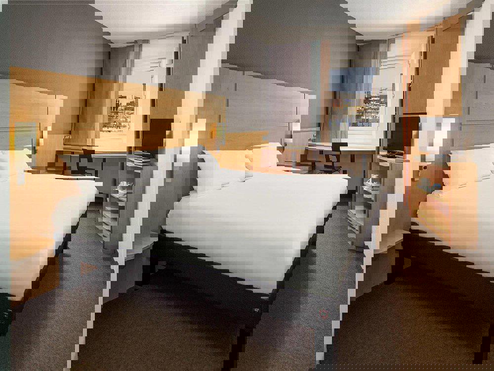 Ibis Liverpool Centre Albert Dock.