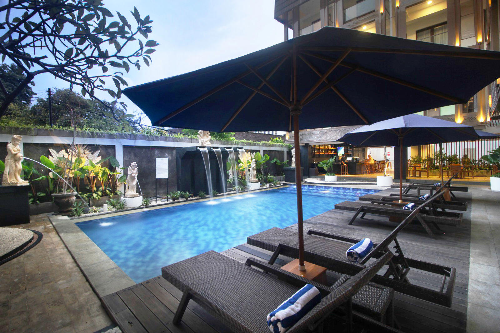 Foto Hotel Nadi Hotel Legian **** Kuta Beach