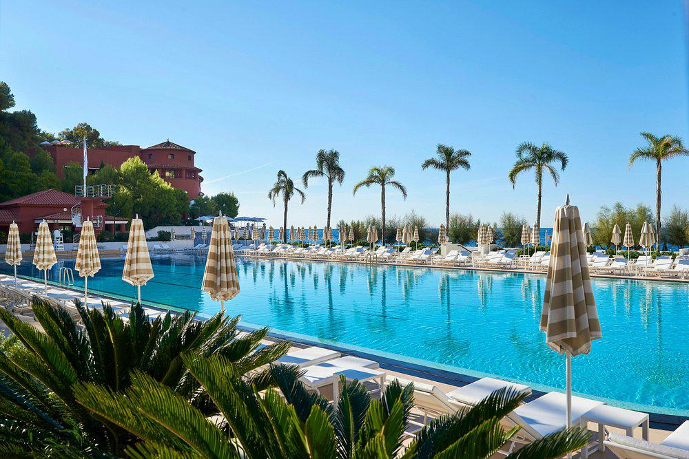 Monte Carlo Beach