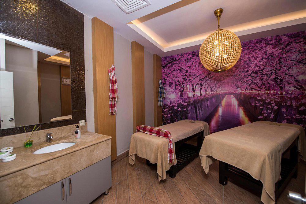 hotel-palm-world-resort-en-spa