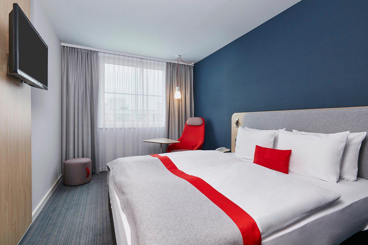 holiday-inn-berlin-west