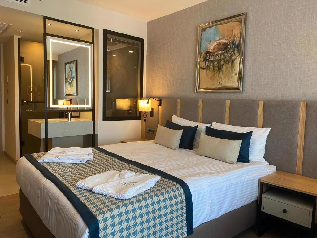 SUNTHALIA Hotels en Resorts in Side, Turkije | Prijsvrij